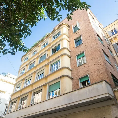 Guest house Tiny Studio Piazza Del Popolo Rome