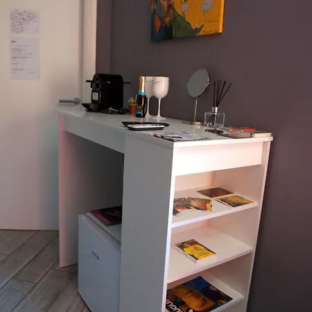 Guest house Candia Vatican Suites 2*
