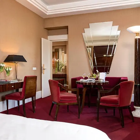 Lord Byron - Small Luxury Of The World Рим