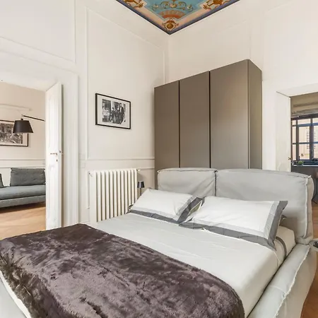 Charm And Elegance By The Spanish Steps Appartement