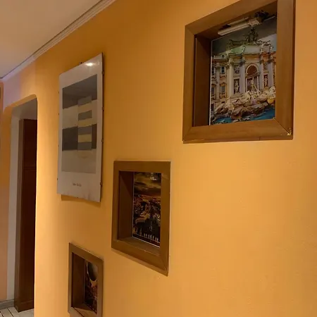 4 Season Bed & Breakfast Rome
