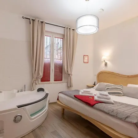 Guest house Flatinrome Trastevere Deluxe - Patio 3*