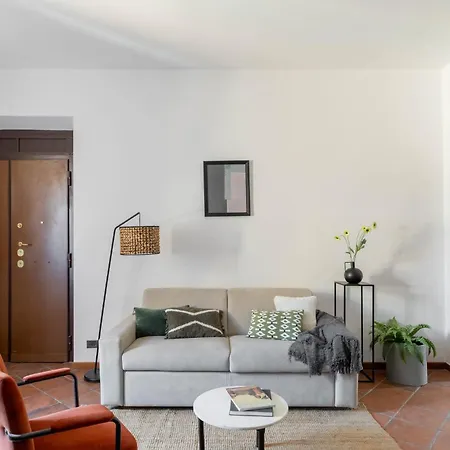 Apartment Iflat Pantheon's Roomy And Friendly *