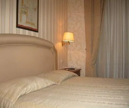 Piazza Di Spagna Apartment