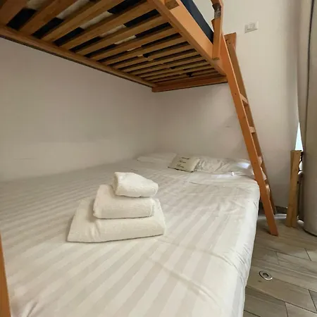 Flatinrome Trastevere Deluxe - Patio Rome