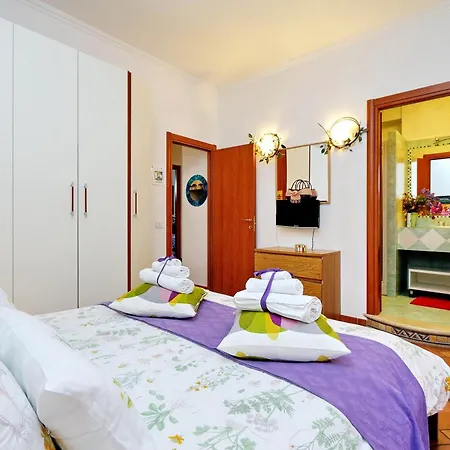 Holiday home The Roman Nest *