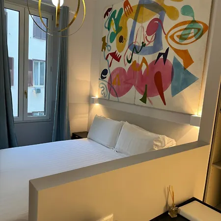 Plaza Suites, Luxury Collection