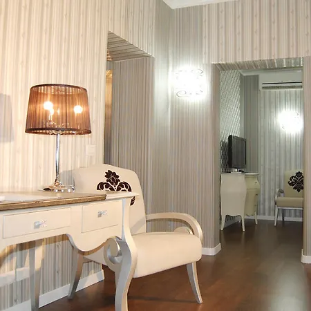 Royal Palace Luxury Hotel