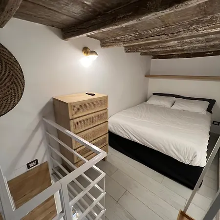 Apartment Loft A Piazza Di Spagna