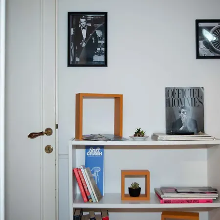 Trio Apartment *