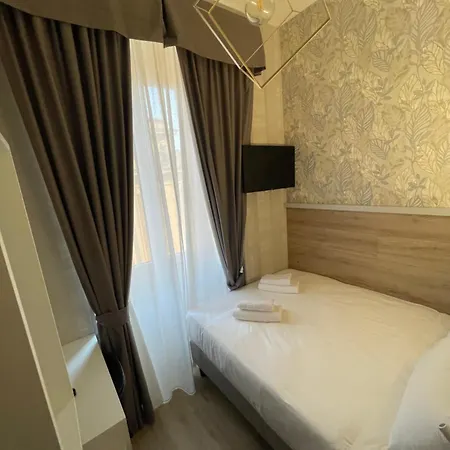Rome's Gloria Hotel