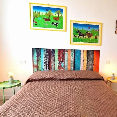 Pensión Cecilia House