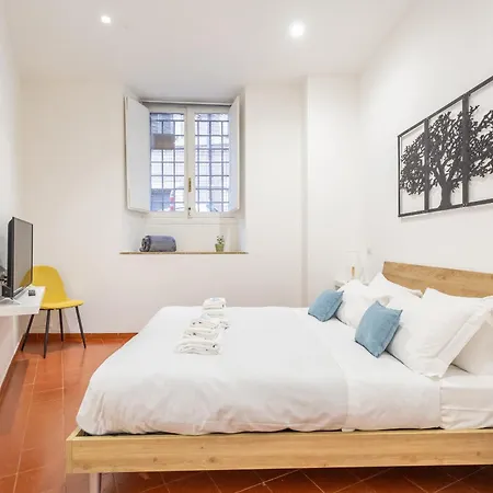 2 Bdr Navona Quintessential Charm Appartement *