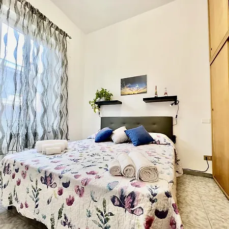 Apartment Near Metro Alessandrino Nonno Gervasio