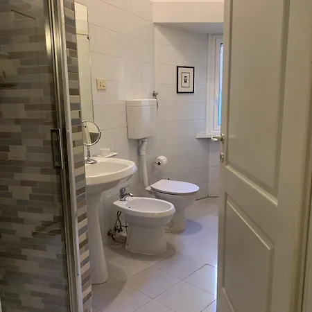 Degli Eroi Apartment *