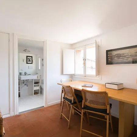 Apartment Trastevere Charming Penthouse *