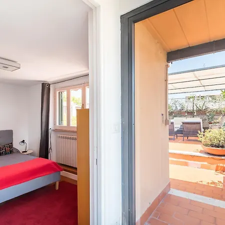 Trastevere Charming Penthouse Apartment