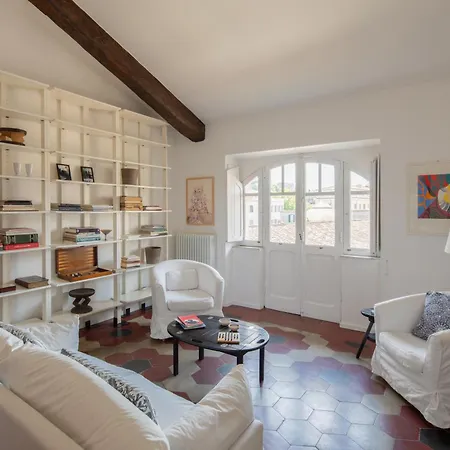 La Casa Dell'artista - Trastevere