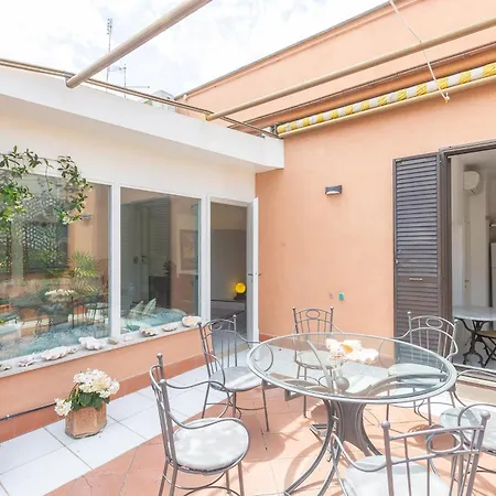 Appartement Tre Lune Penthouse By In