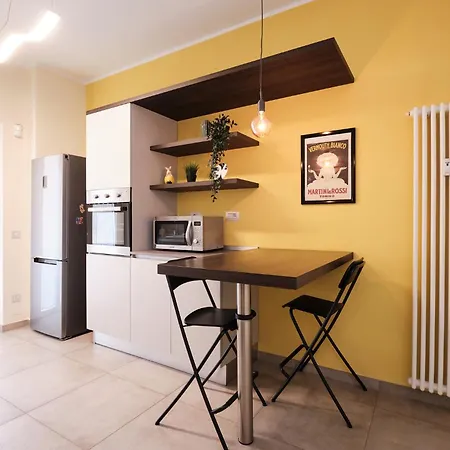 Moderno A 5 Minuti Dalla Metro Apartment
