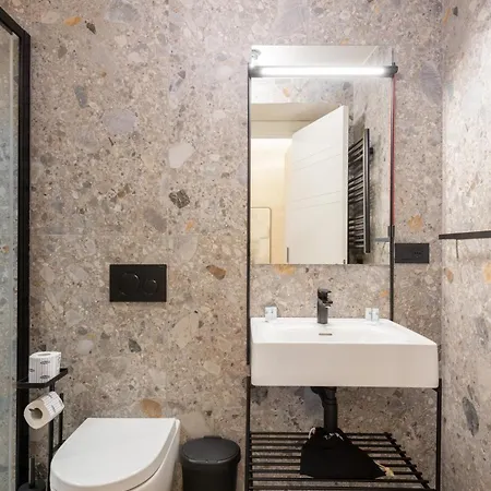 Palazzo Olivia By 101 Flat In Affittacamere Roma