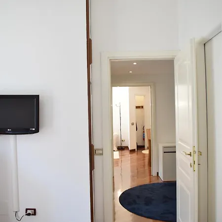 Mazzini Apartment *