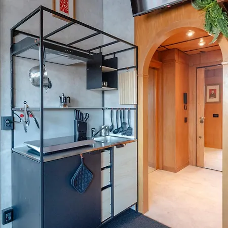 Saint John Gallery Apartment *