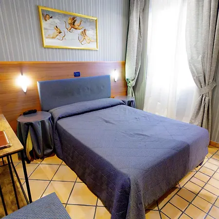 Hotel Lirico Rome