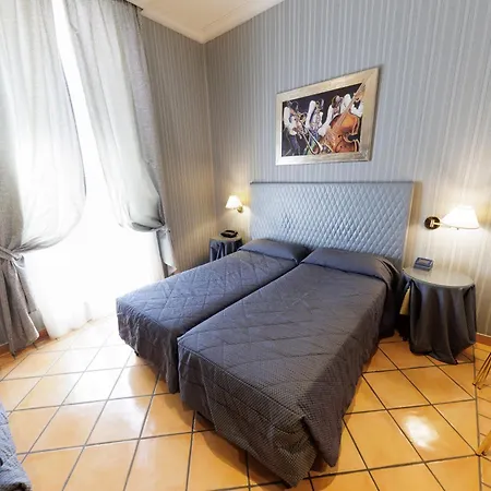 Hotel Lirico 3*