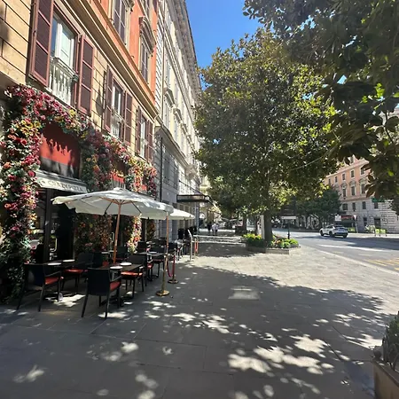 Luxury Via Veneto Apartment *