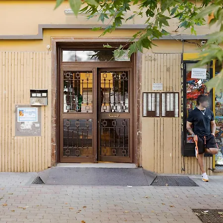 Style134 50 Meters From Metro A Lucio Sestio Station *