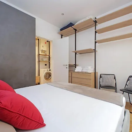 Vestali House Rome