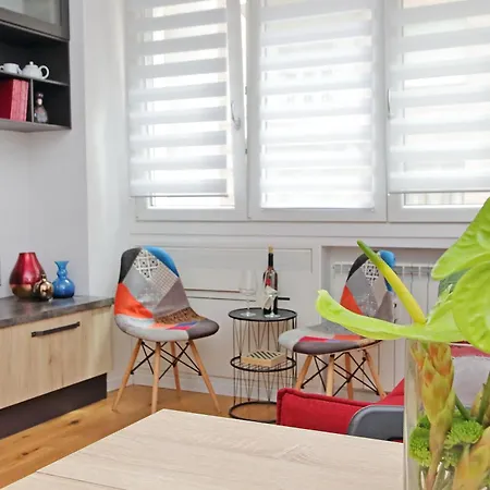 Vestali House Apartment
