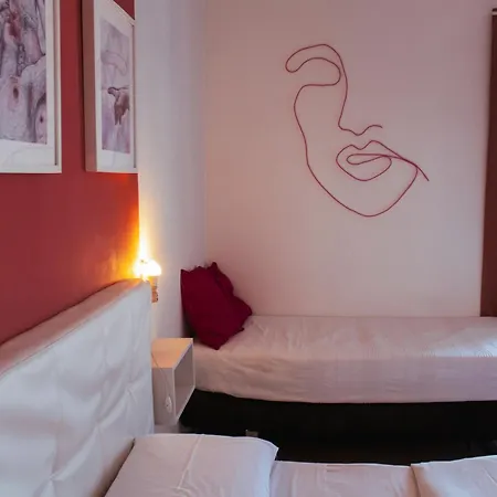 Bed & Breakfast Piramide Terrace 2*