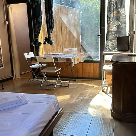 Lodge Maya
