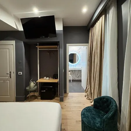 Residenza Imperiale Superior Guest house Rome