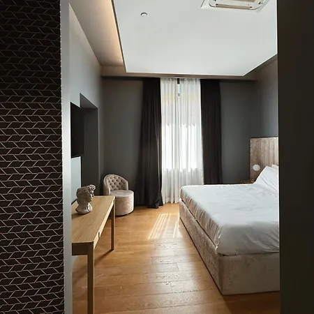 Residenza Imperiale Superior Guest house *