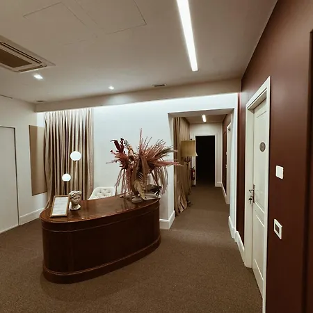 Residenza Imperiale Superior Guest house Rome