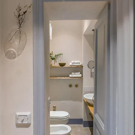 Vuotopieno Grey E Apartment Rome