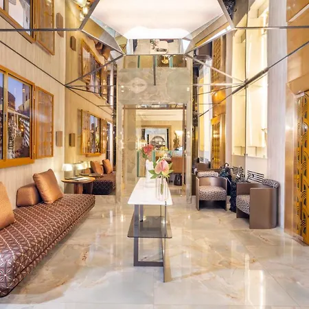Palazzo Manfredi - Small Luxury Of The World 5* روما