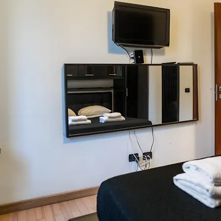 Appartamento Suitte In San Giovanni Near Basilica - - Roma
