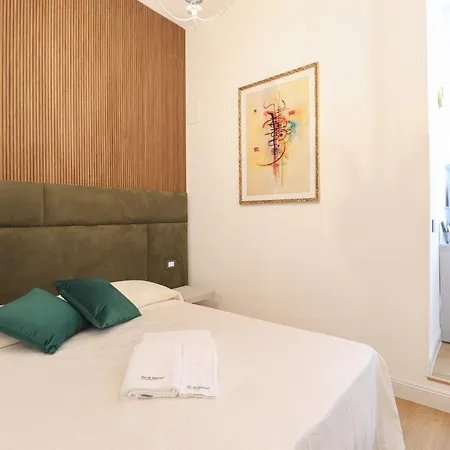Re Di Rhome Bed & Breakfast *