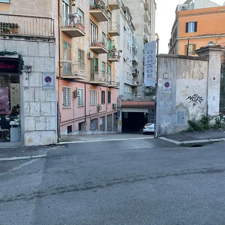 Suitte In San Giovanni Near Basilica - - Appartamento Roma