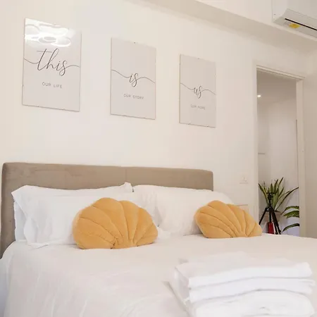 Cocoon House * Rome