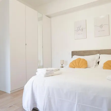 Cocoon House * Rome