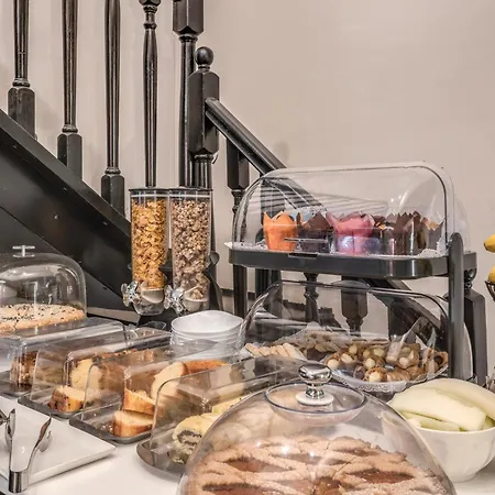 Opera Pinciana Bed & Breakfast 2*