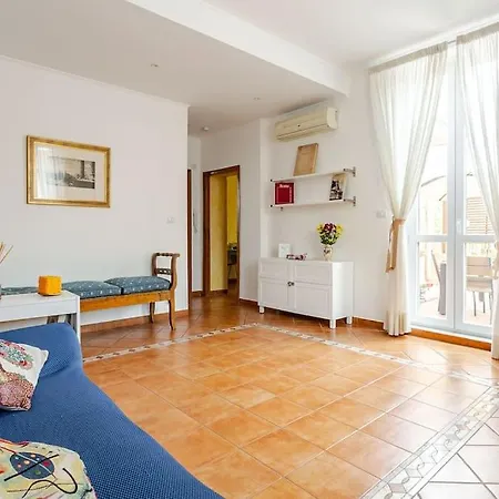 Apartment Corradi 4 With Terrace *
