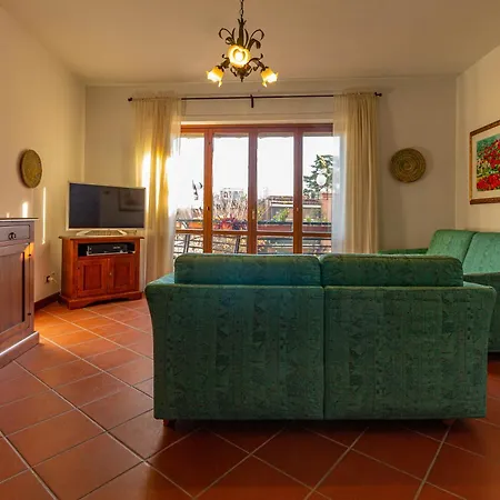 Apartment - Essential Rome
