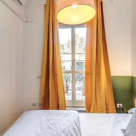 Aweshomeitaly - Spagna Glamour Life Penthouse Apartment *
