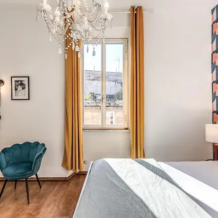 Aweshomeitaly - Spagna Glamour Life Penthouse Apartment